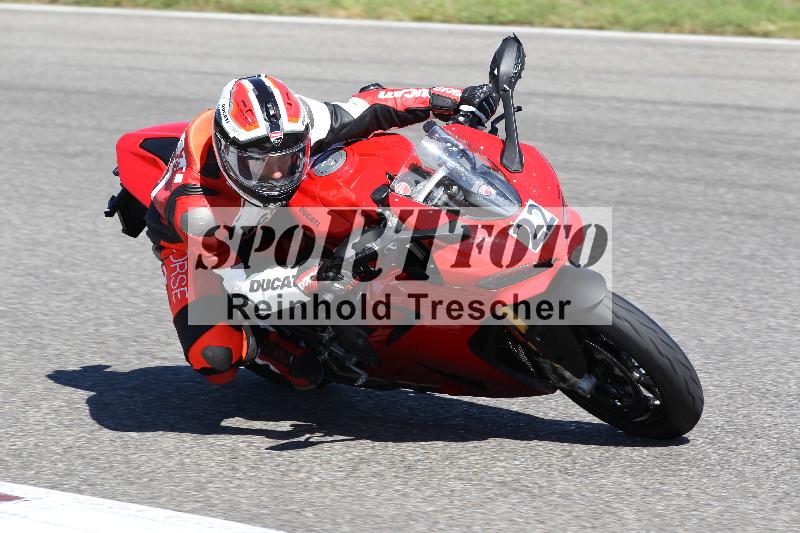 /48 25.08.2025 Cornu Master School ADR/gruen-vert/22